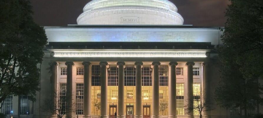 La MITAA: Una organización ejemplar que une a los graduados de MIT